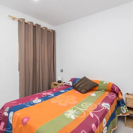 Lightbooking Con Terraza En Playa De Arinaga Apartment *